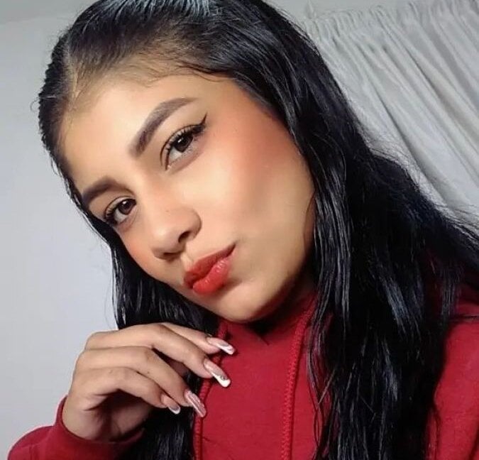 Greta_Beaumont Chatroom