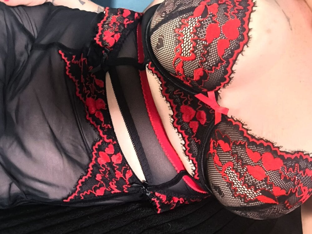 GreyXSavannah Chatroom