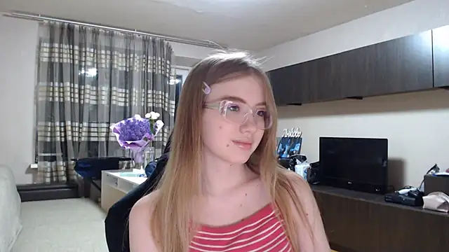 GuinevereDollins Chatroom