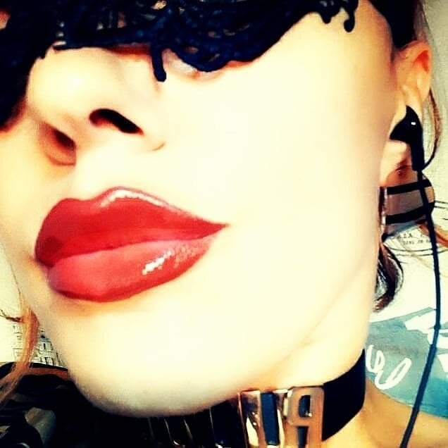 HAIRY___PUSSY Chatroom