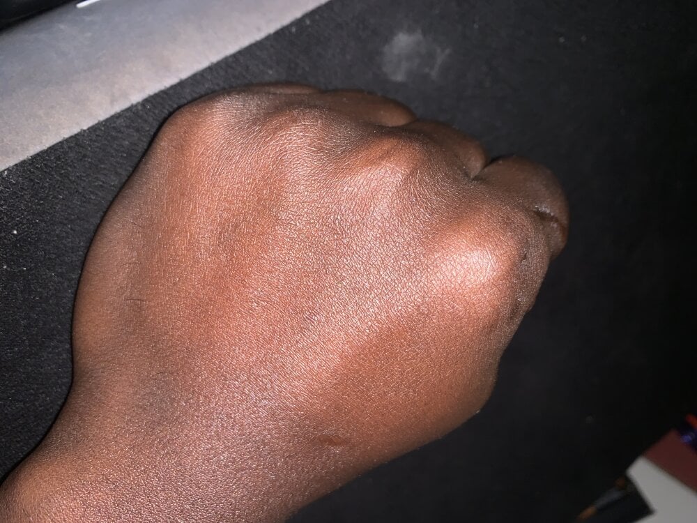 HUGE_BLACK_DICKY Chatroom