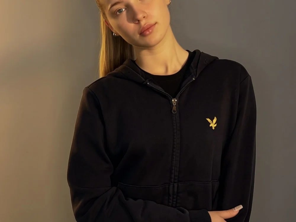 HaileyBenyo Chatroom