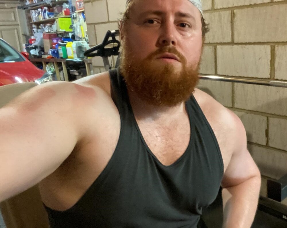 HairyRed_123 Chatroom