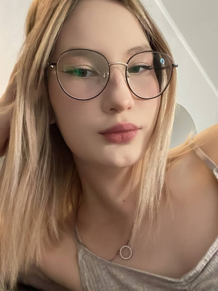 HallieSwartzell Chatroom