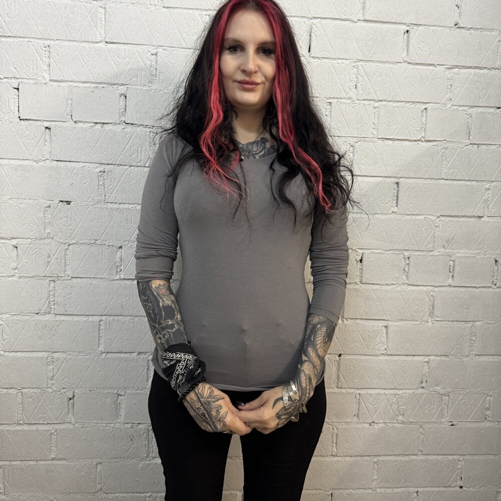 HarriettDarland Chatroom