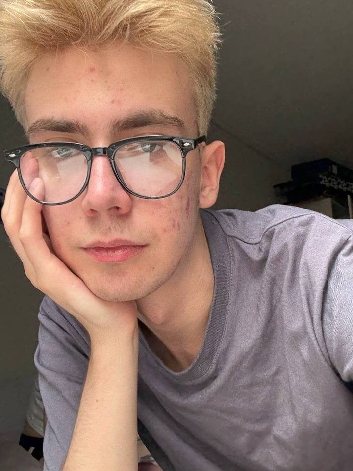 Harvey_foster Chatroom