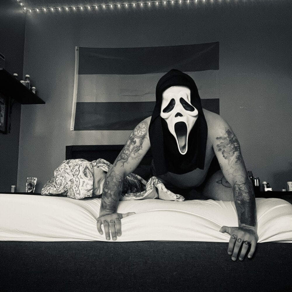 Heathen3331 Chatroom