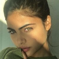 Helene_Crystal Chatroom