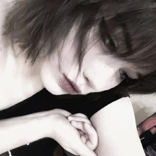 HelloKinki Chatroom