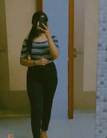 Hinna_love5 Chatroom