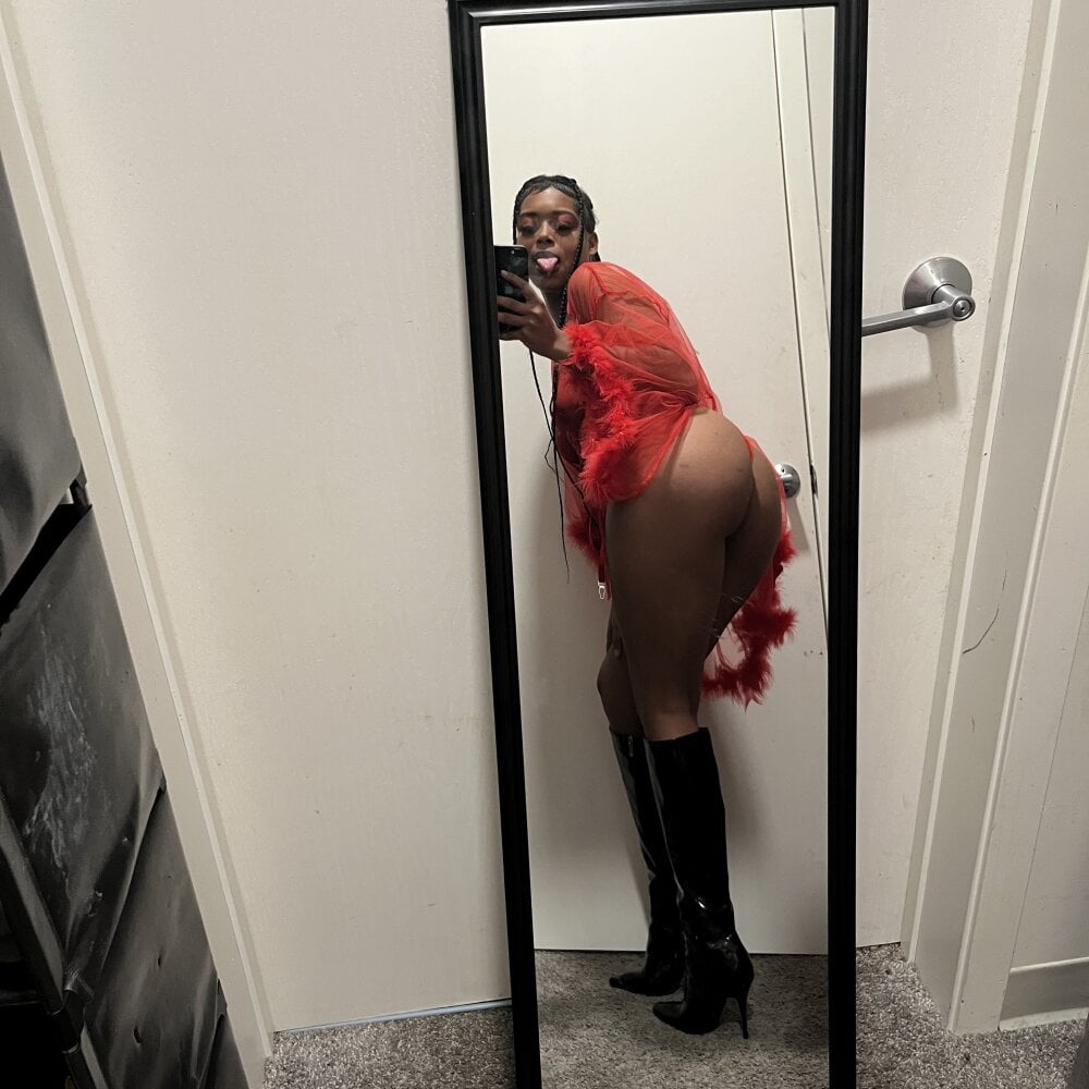 HoneyAngel5 Chatroom