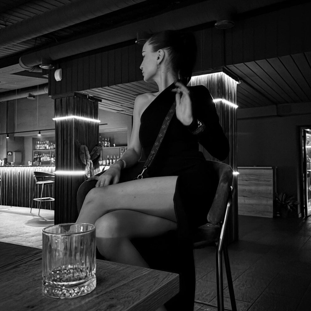 Honey_Drip_ Chatroom