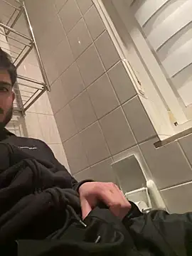 Horny_speluker772 Chatroom