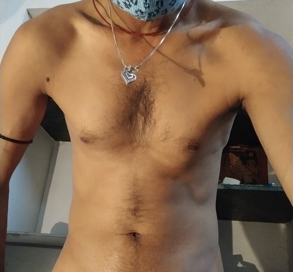 Hornyraju_Monsterbig Chatroom