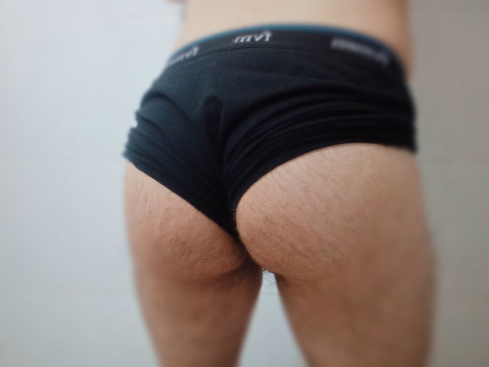 Hot_Asshole Chatroom