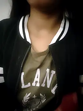 Hot_Goldengirl Chatroom
