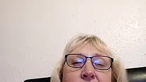 hot-mummy-tilly