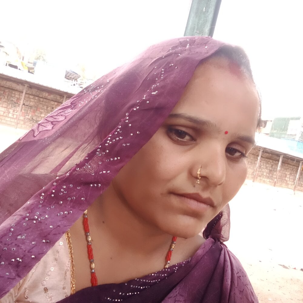 Hot_bhi Chatroom