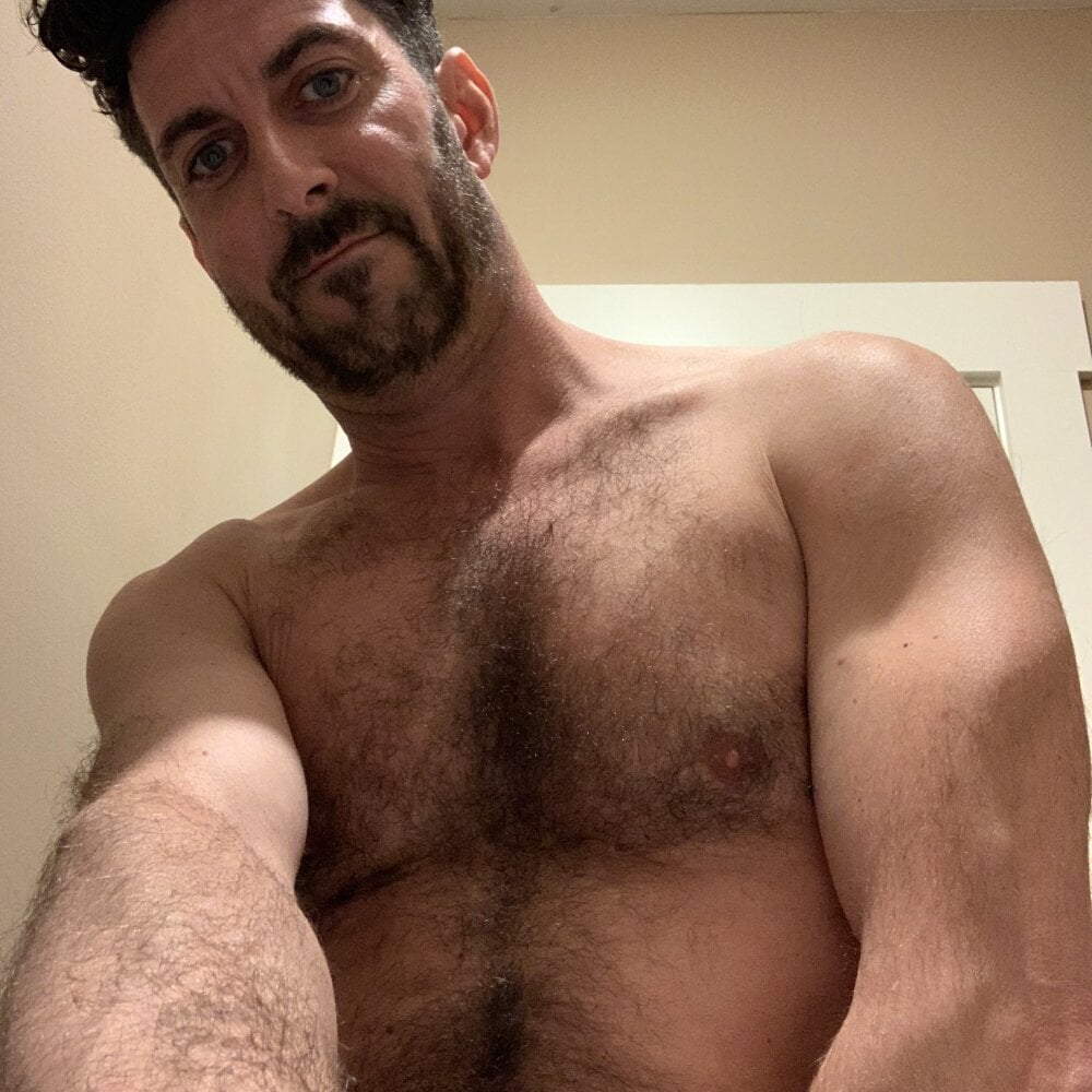 HugeBallsFloppyCock Chatroom