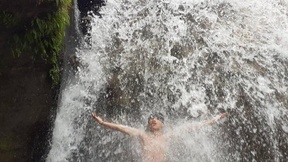Live Snapshot of hullax hullax