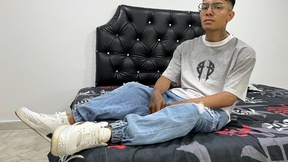 Live Snapshot of hunteer-boy hunteer-boy