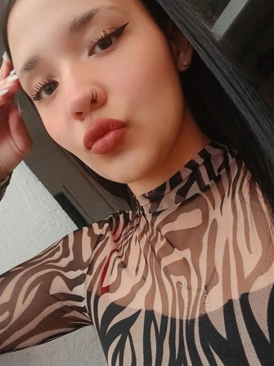 IamBunny_f_w Chatroom