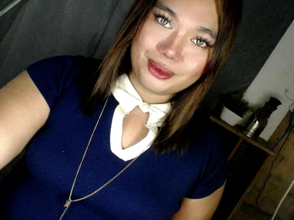 Iamyourdarkangelsucker Chatroom