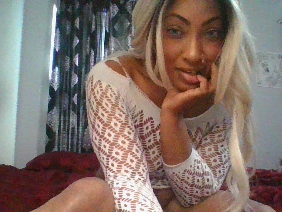 ImoanNaomii Chatroom
