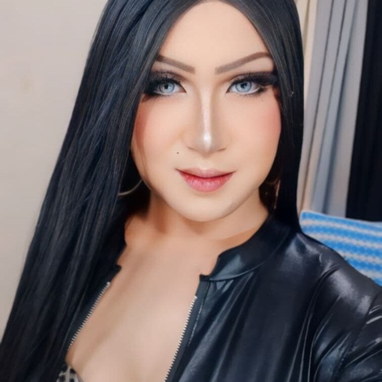 Incredible_Shemale Chatroom