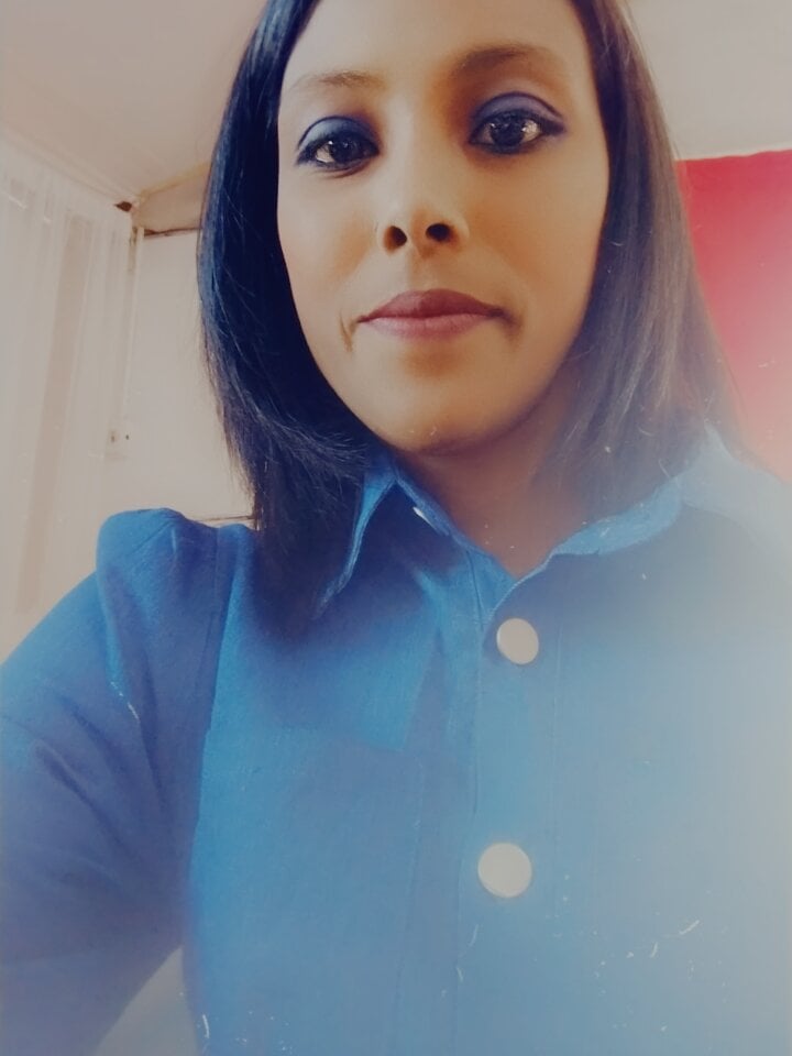 Indian-Hottie001 Chatroom