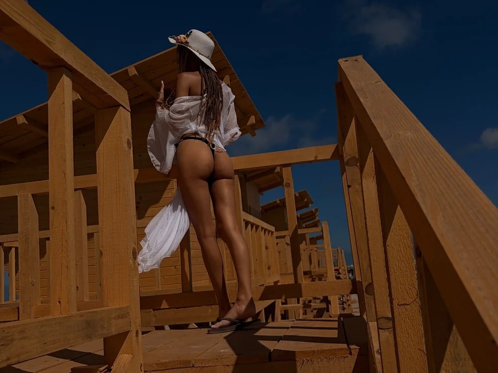 InnesBella Chatroom