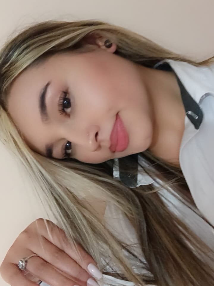 Iris_Bell_ch Chatroom