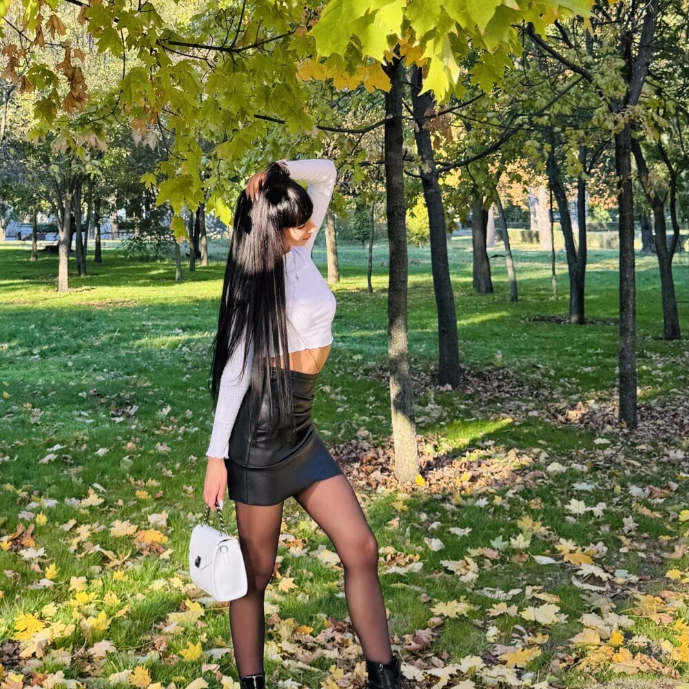 Irishka_bikini Chatroom