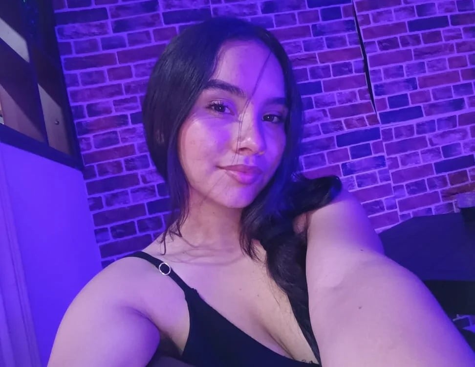 Isabela_ly Chatroom