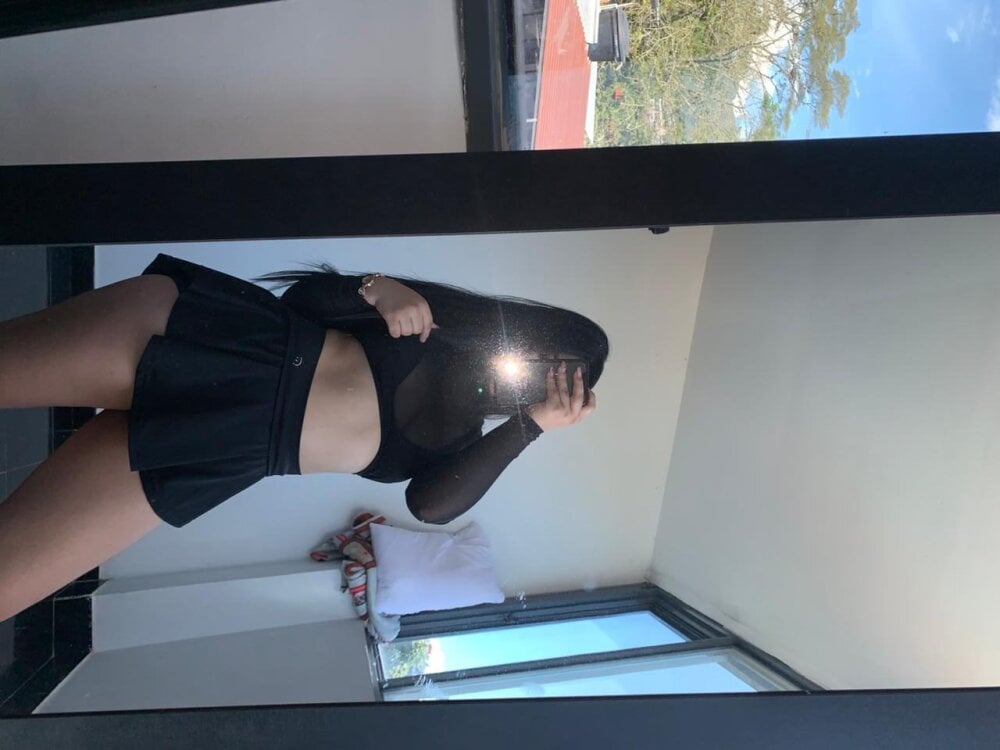 Isabella_Gold Chatroom