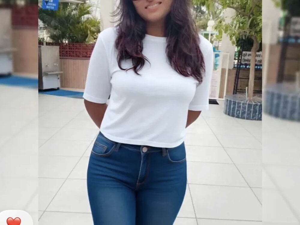 Its_BitchHot Chatroom