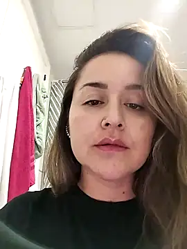 IvannaDivina Chatroom