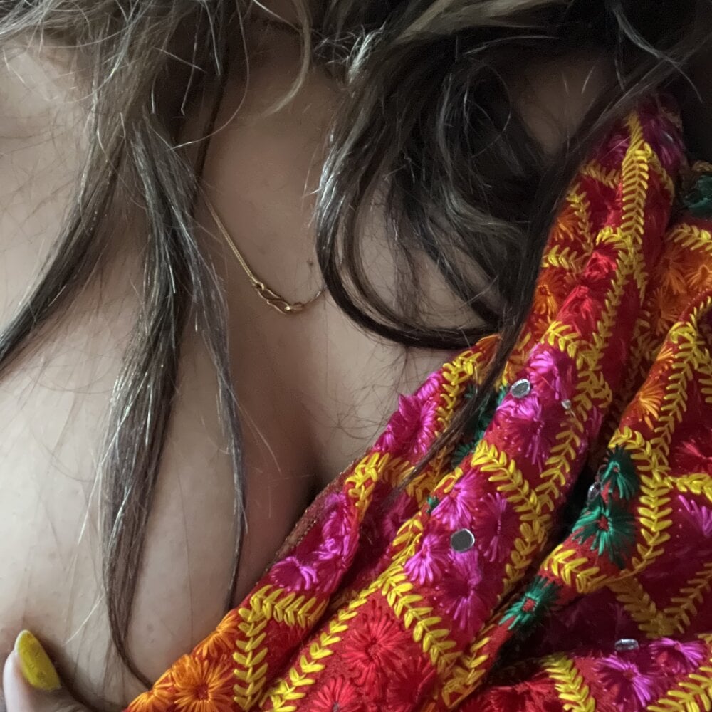 Japnaazkaur Chatroom