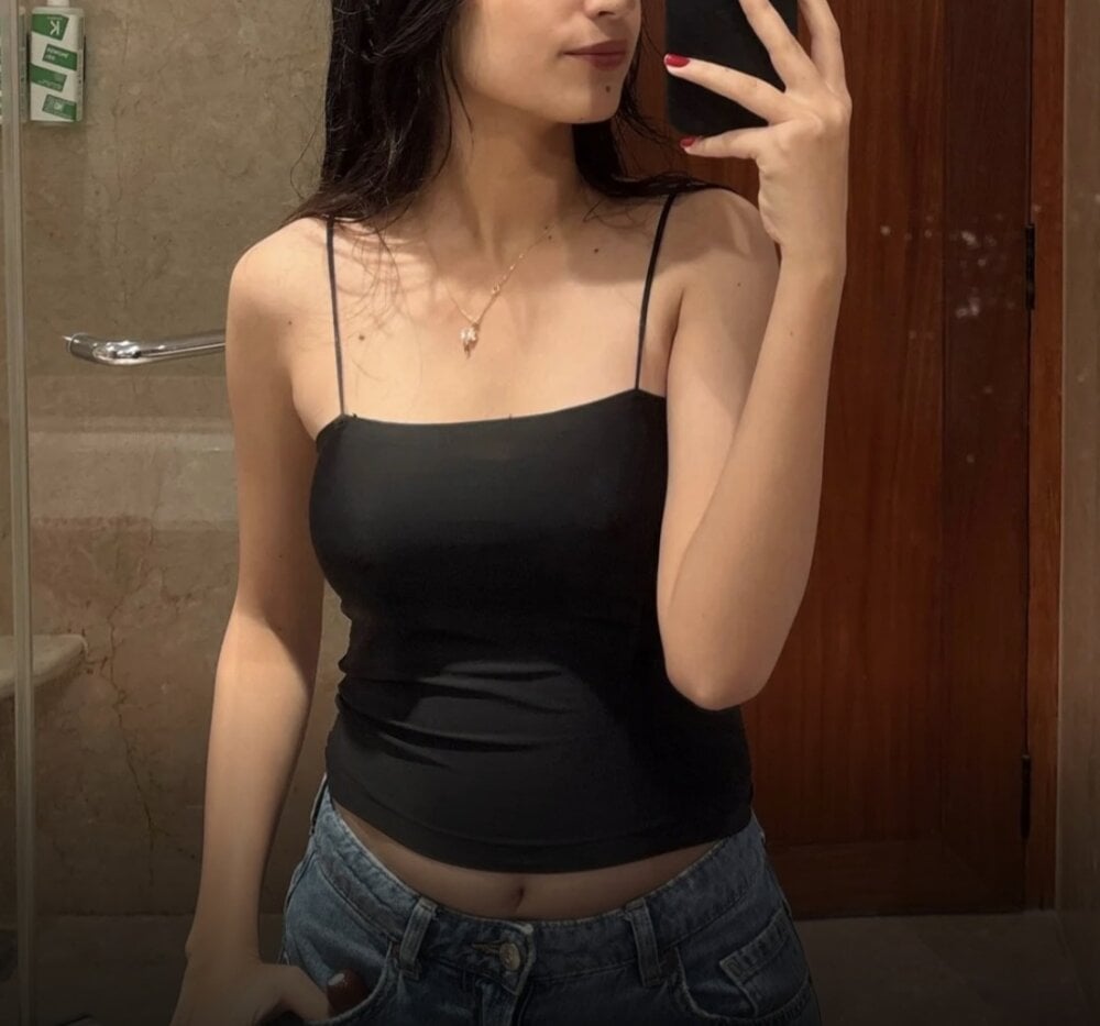 Jazz_kaurr Chatroom