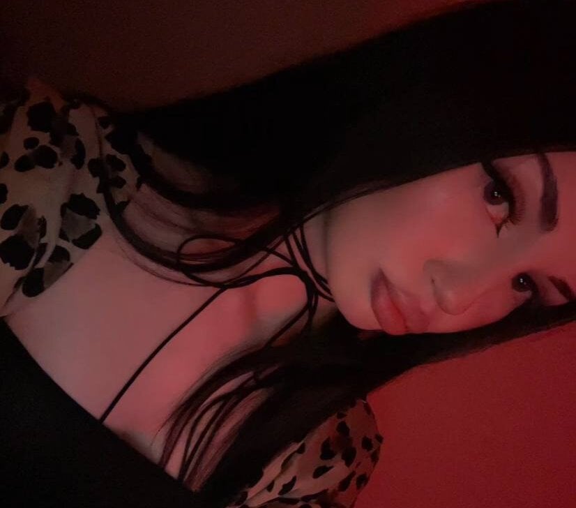 Jennie_Hunter Chatroom