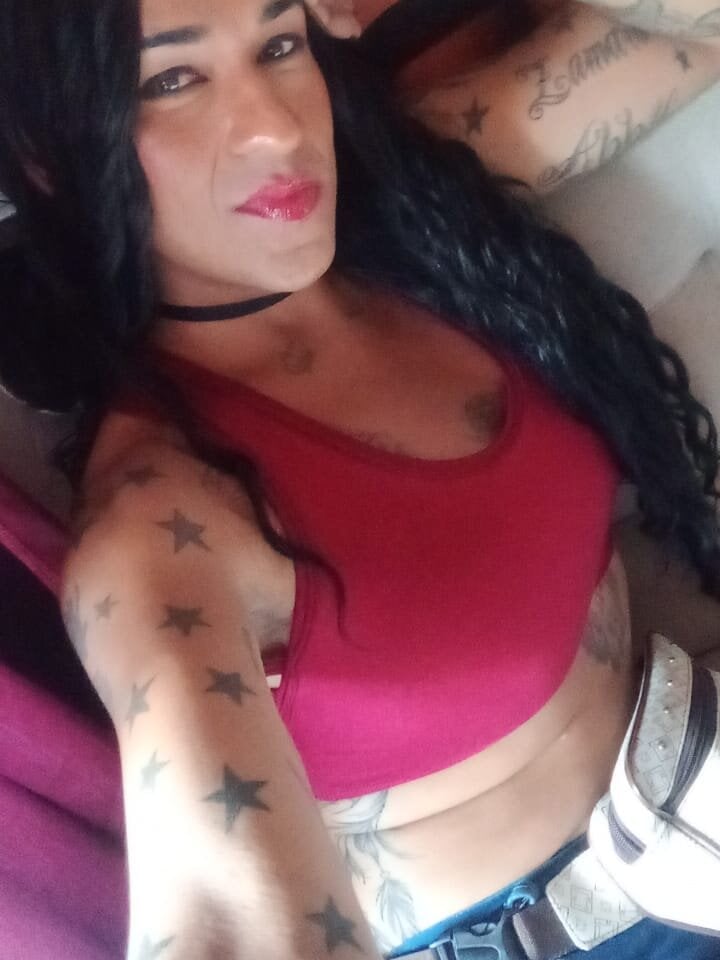 Jessyka_10inches Chatroom