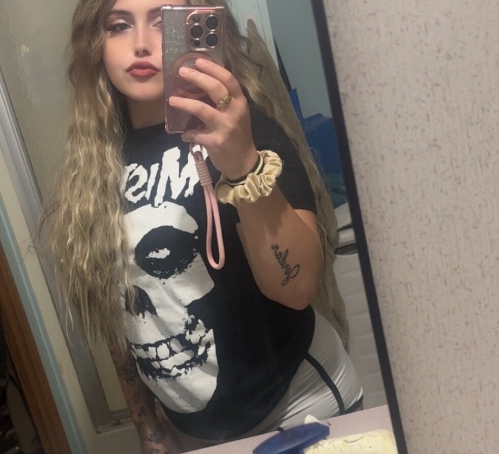 JuicyExxxperience Chatroom