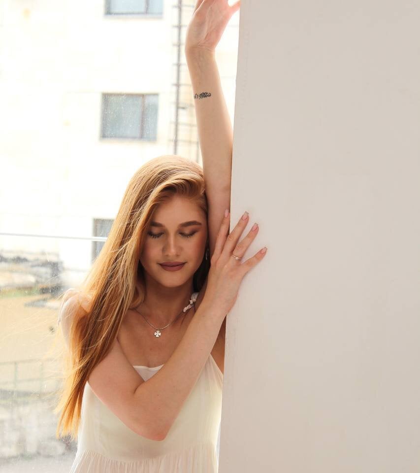 JuliaPowers_ Chatroom