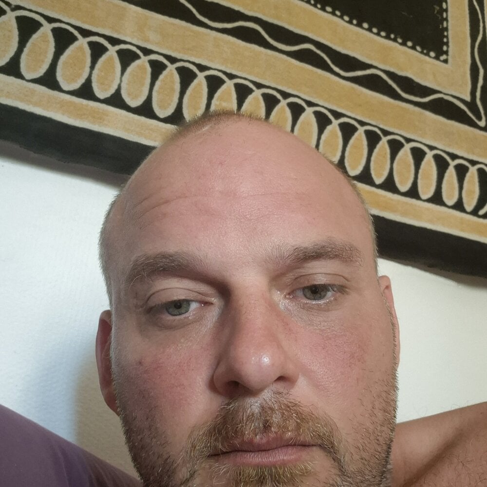 Julien63000 Chatroom