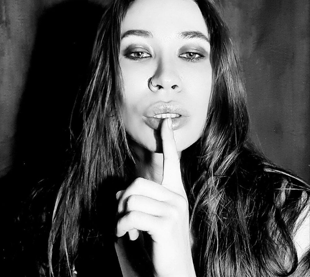 Kalina_Malina Chatroom