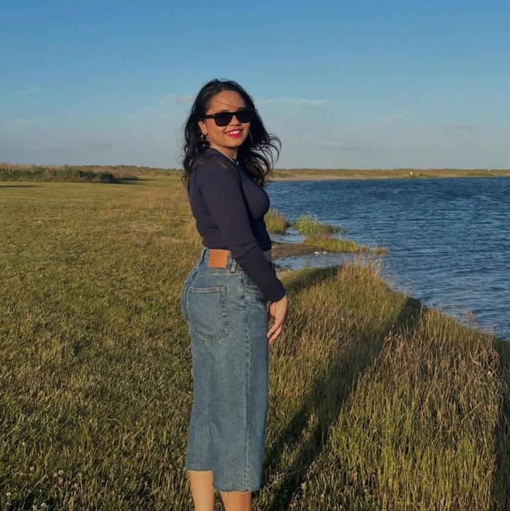 Karishma-Gupta Chatroom