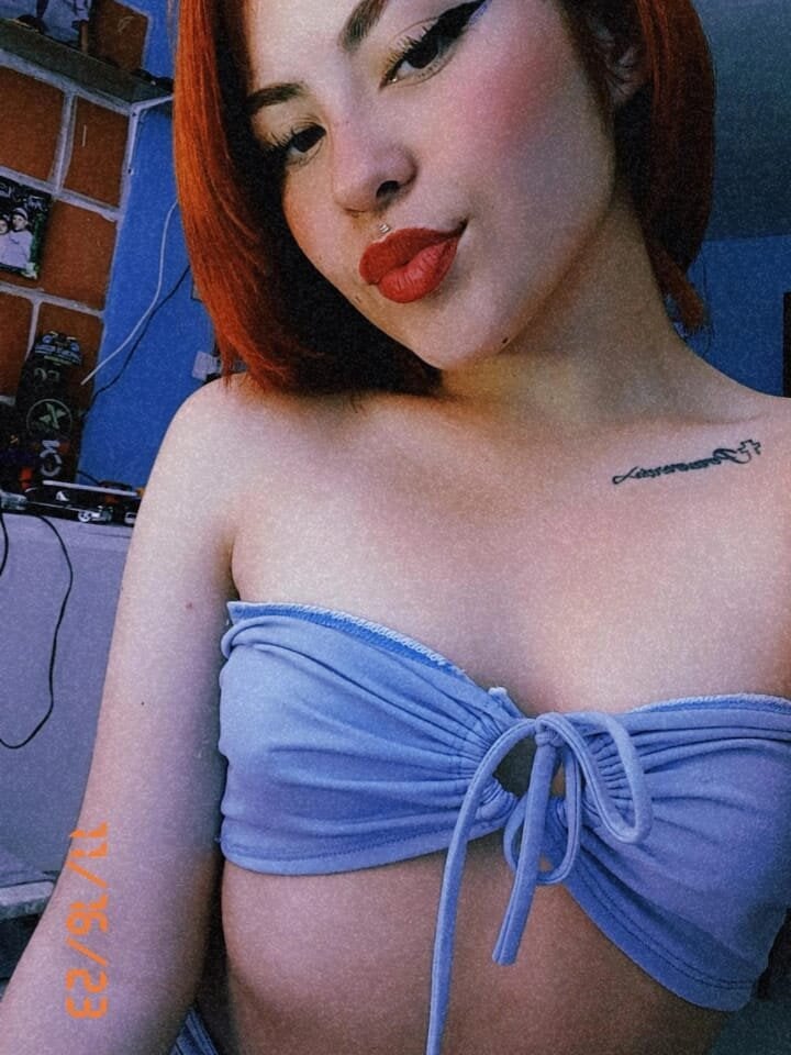 Karoline_Wuaifu Chatroom