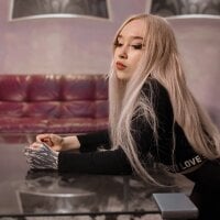 Kate_Moonn_ Chatroom