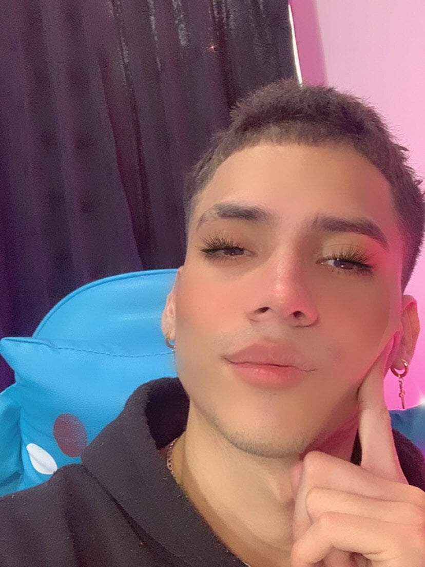 Kate_and_penny Chatroom