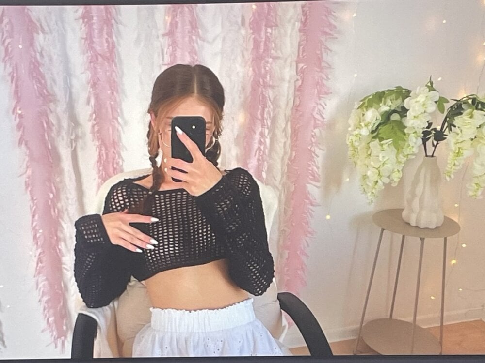 Katyaa_Lover Chatroom